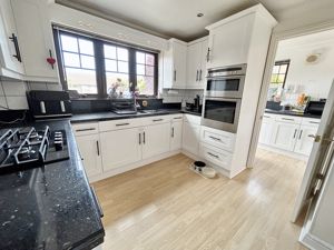 Kitchen- click for photo gallery